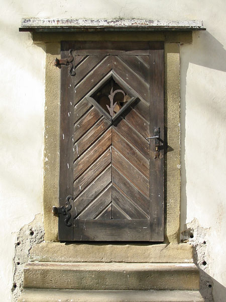 Dvere do zvonice